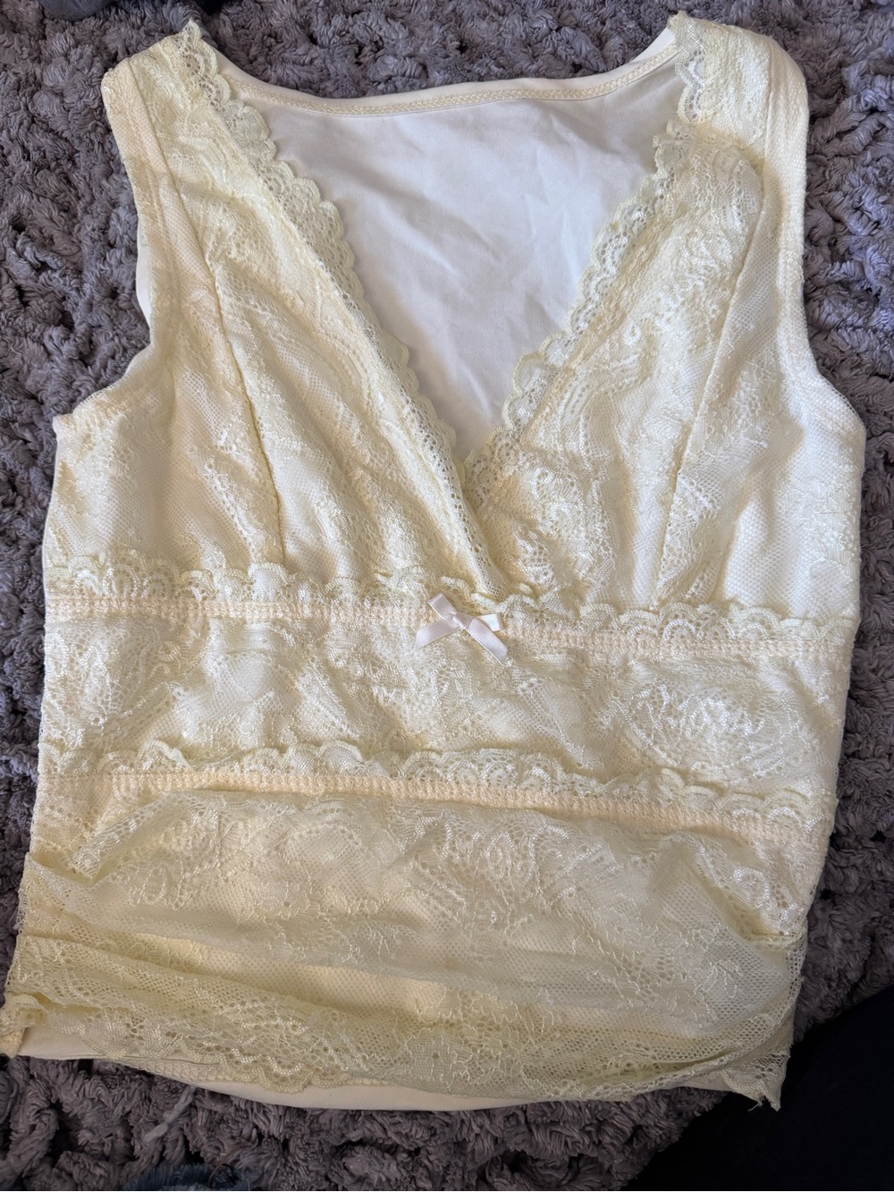 Cider Ivory Lace V‑Neck Tank with Bow Detail